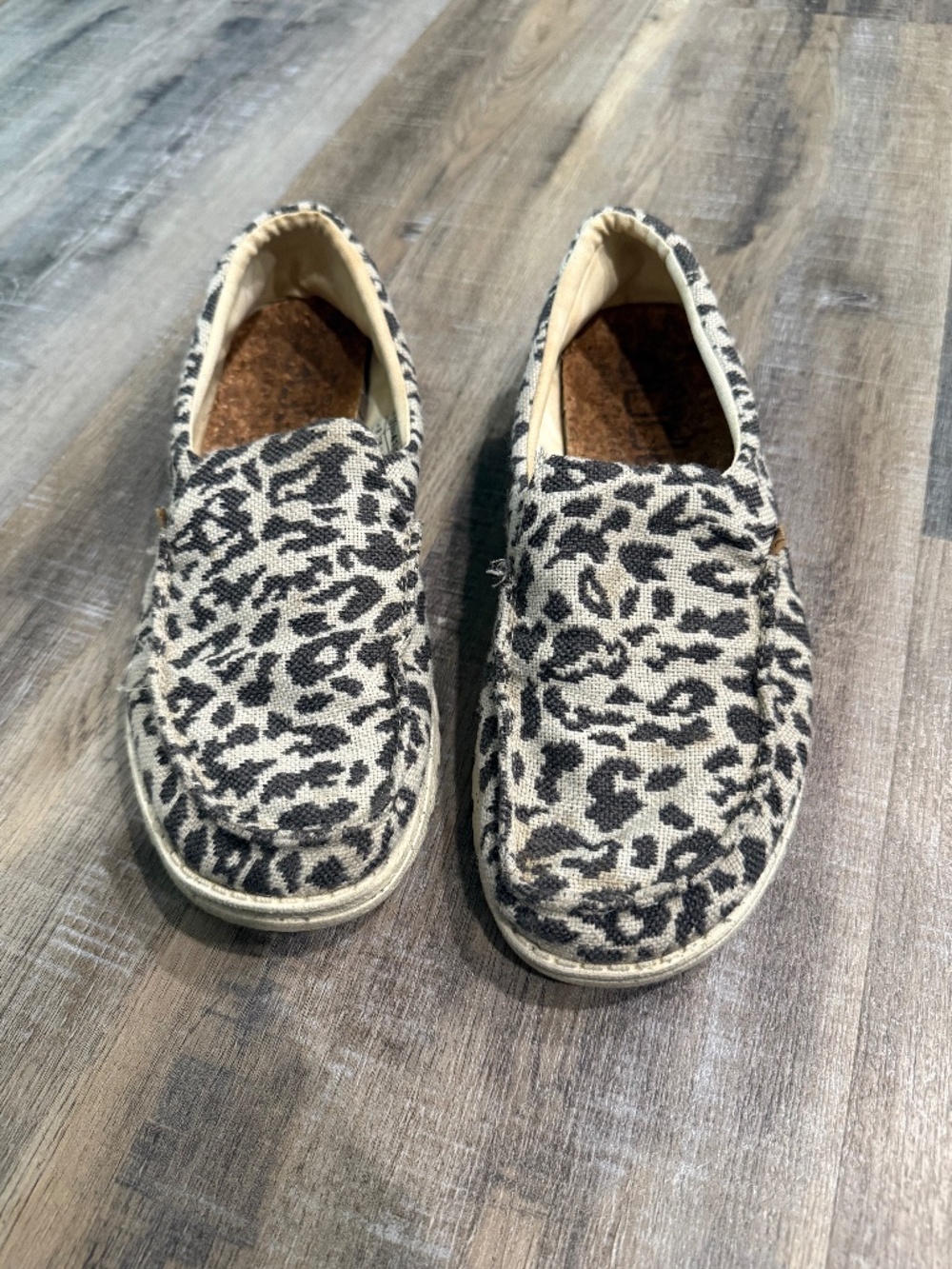 Hey Dude Misty Woven Cheetah Grey Size 10